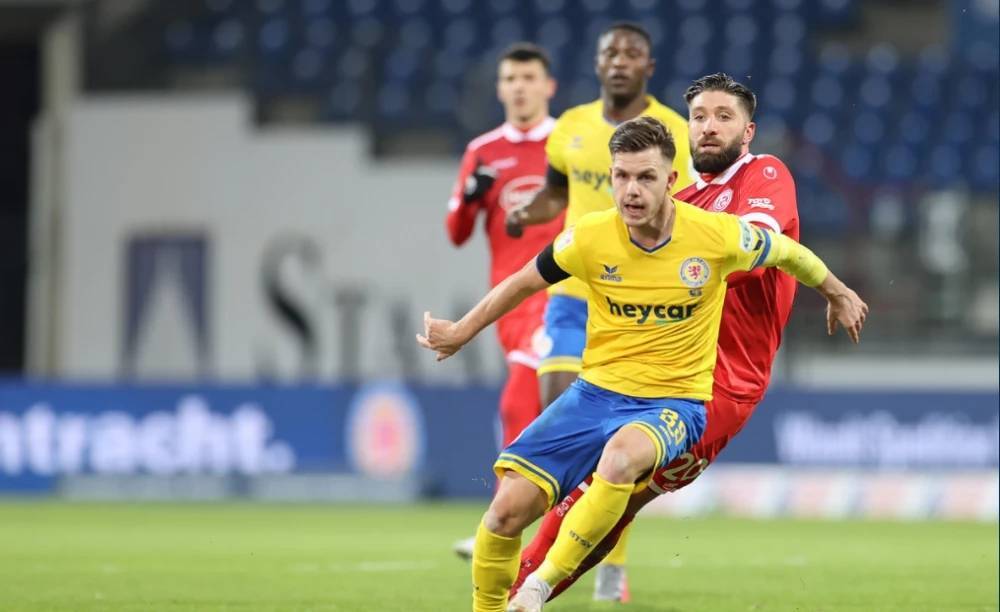 哈兰德之间 哈兰德之间