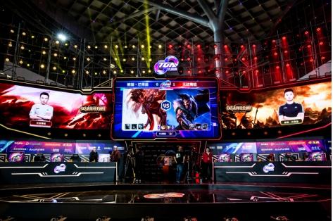 三手摇摆 三手摇摆